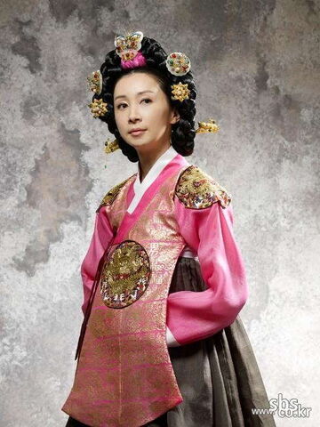 Archivo:Queen Insoo6.jpg
