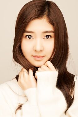 Lee Young Yoo10.jpg