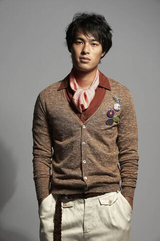 Archivo:Tony Yang.jpg