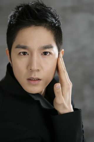 Archivo:Jang Tae Hoon2.jpg