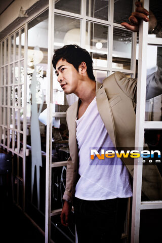 Archivo:Kang Ji Hwan39.jpg