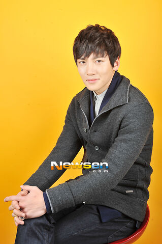 Archivo:Ji Chang Wook04.jpg