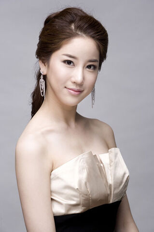 Archivo:Yoo Ri Ah2.jpg