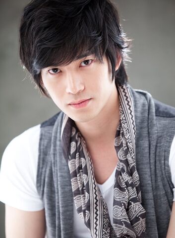 Archivo:Kim Jung Do.jpg