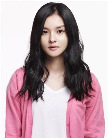 Archivo:Woo Ri.jpg