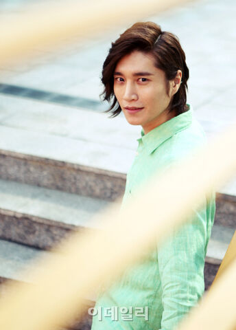 Archivo:Kim Da Hyun28.jpg