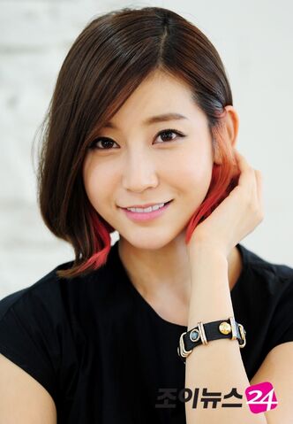 Archivo:Goo Ji Sung20.jpg