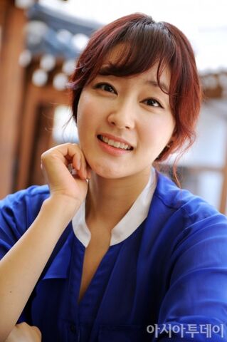 Archivo:Park Jin Hee6.jpg