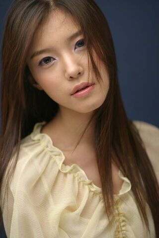 Archivo:Jung Si Ah9.jpg
