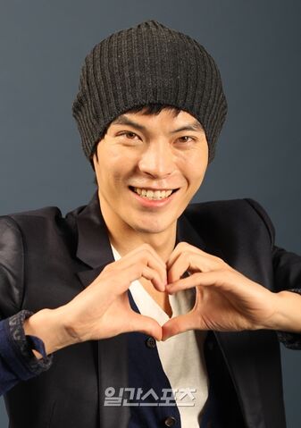 Archivo:Kim Sung Oh14.jpg