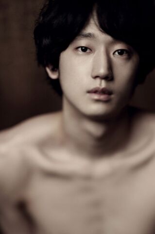 Archivo:Choi Tae Hwan.jpg