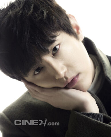 Archivo:Kwon Yul2.jpg