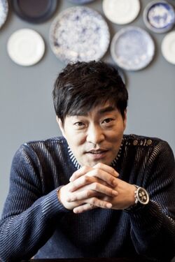 Son Hyun Joo4.jpg