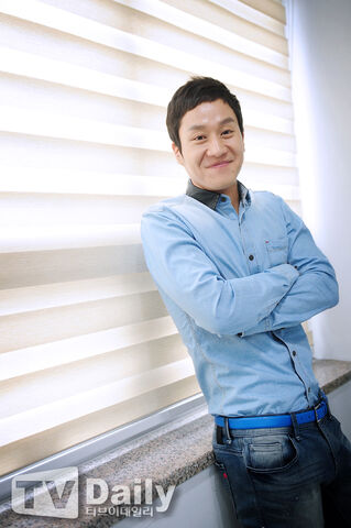 Archivo:Jung Woo6.jpg