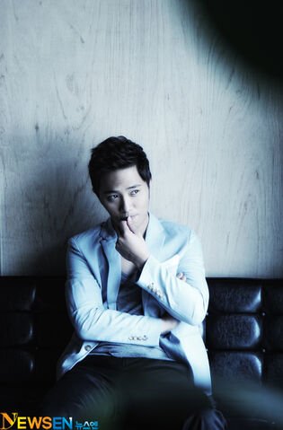 Archivo:Jin Goo10.jpg