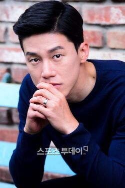 Kim Moo Yul24