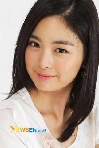 Archivo:Han Ji Woo11.jpg