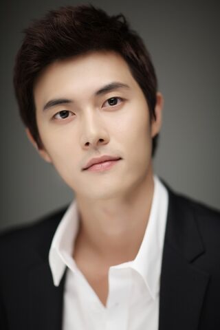 Archivo:Jae Hee2.jpg