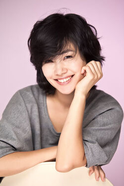 Uhm Soo Jung4.jpg