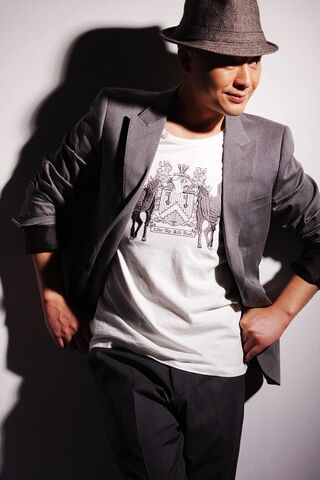Archivo:Zhang Song Wen4.jpg