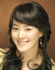 KimJiYoung 1990 180px.jpg