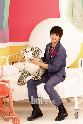Archivo:Kwang Heng4.jpg