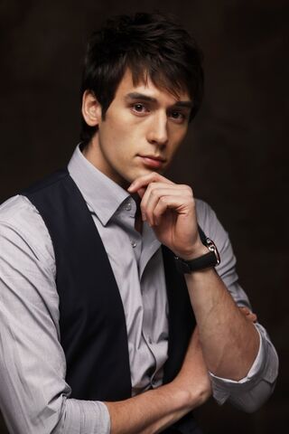 Archivo:Julien Kang3.jpg
