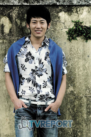 Archivo:Park Ji Heon5.jpg