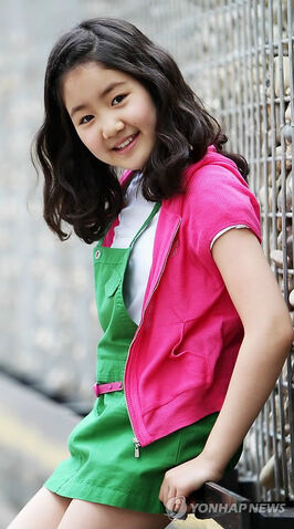 Archivo:Jin Ji Hee 10.jpg