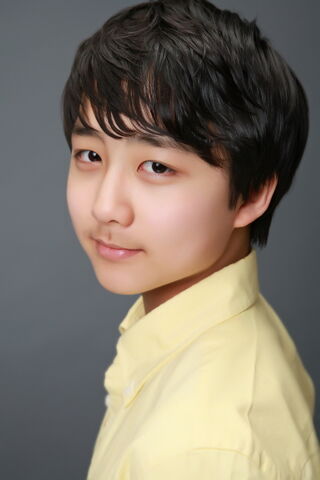 Archivo:Lee Byung Joon (1998)3.jpg