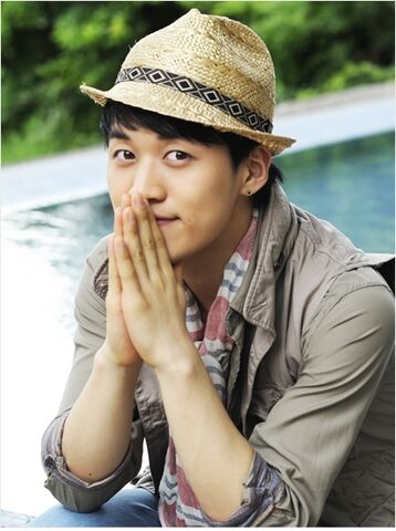 Archivo:Jinseok-b.jpg