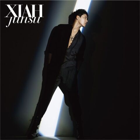 Archivo:XIAH-Junsu CD.jpg