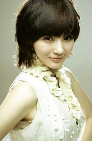 Archivo:Kang Min Kyung2.jpg