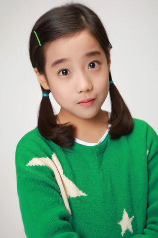 Archivo:Park Ha Young12.jpg