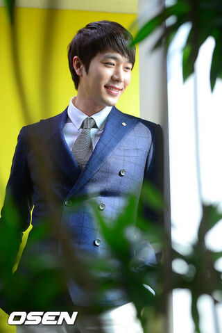 Archivo:Choi Woo Suk7.jpg