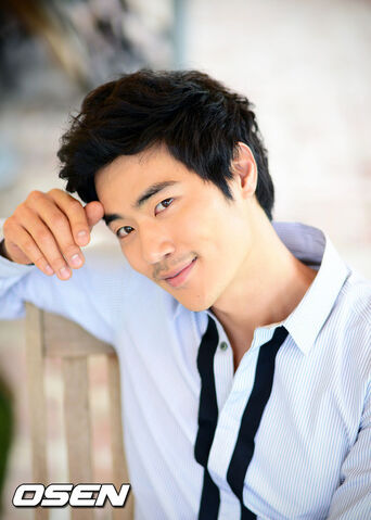 Archivo:Kim Kang Woo14.jpg