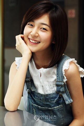 Archivo:Baek Jin Hee7.jpg