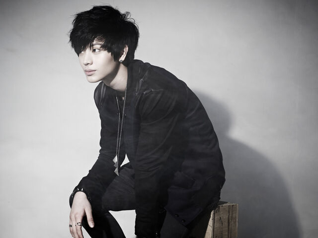 Archivo:Yook Sung Jae 02.jpg