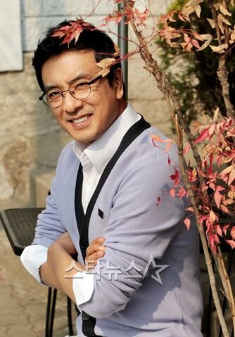 Archivo:Kim Seung Woo11.jpg