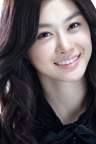 Archivo:Han Ryn4.jpg