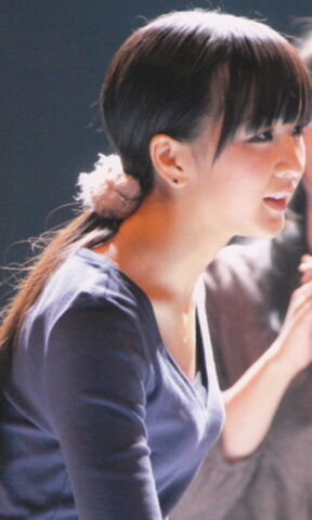 Archivo:Kashiyuka-perfume-group-21127403-420-700.jpg