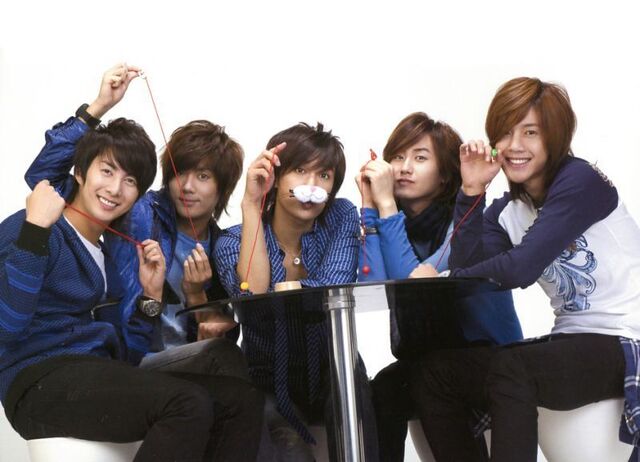 Archivo:Ss501-wall.jpg