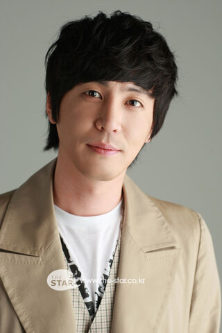 Archivo:Choi Won Young11.jpg