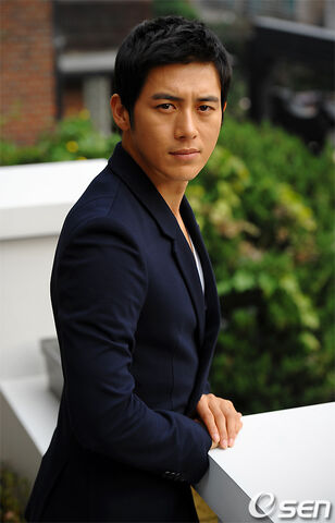 Archivo:Go Soo13.jpg