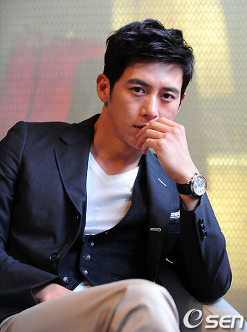 Archivo:Go Soo3.jpg