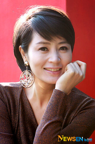 Archivo:Kim Hye Soo11.jpg