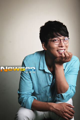 Archivo:Yoon Hee Suk14.jpg