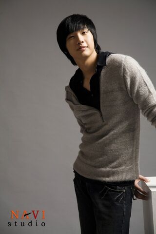 Archivo:Ji Hyun Woo10.jpg