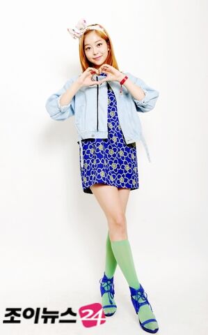 Archivo:Kim Ga Eun (1989)15.jpg