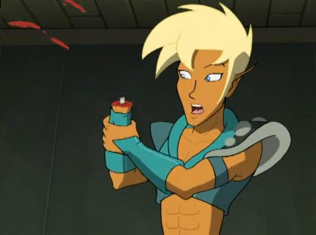 File:Xandir lost an arm.png